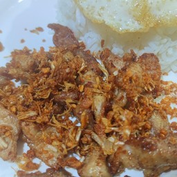 หมูทอดกระเทียม