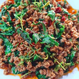 ครัวอินเฮ้าส์กะเพราพริกแห้งโบราณ