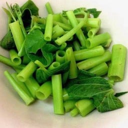 ผักบุ้งลวก