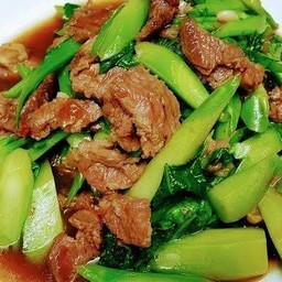 คะน้าหมู (กับข้าว)