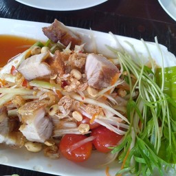 ตำไทยหมูกรอบ