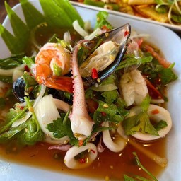 ยำวุ้นเส้นทะเล