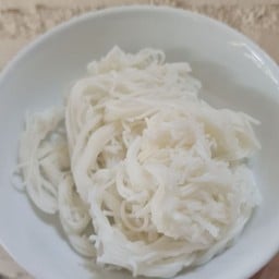 เส้นขนมจีนเปล่า