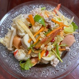 ดีแต่ยำ