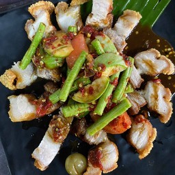 เกาเหลาหมูกรอบ