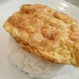 เจ๊ทัดผัดมาม่า