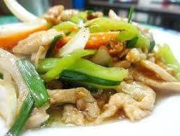 ผัดพริกหยวกไก่