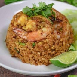 ข้าวผัดต้มยำกุ้ง