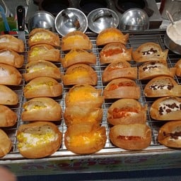 ขนมถังทอง  โรบินสันชัยภูมิ ชั้น 1