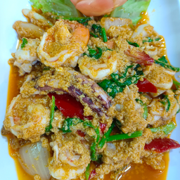 ผัดผงกะหรี่ทะเล