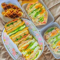 แซนวิส ครอฟเฟิล 15/83