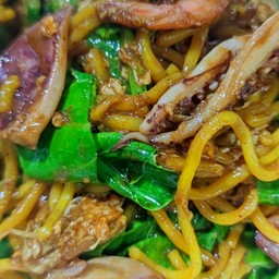 หมี่เหลืองผัดซีอิ๊วรวมมิตร , ทะเล