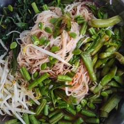 ทิวข้าวปุ้นซาว 100/39 ม.12 ถ.กิ่งแก้ว ต.ราชาเทวะ อ.บางพลี จ.สมุทรปราการ 10540, แก้วซอย1 บางพลีใหญ่ บางพลี สมุทรปราการ ห้องเสื้อน้องแทน