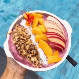 Hey! Bowl 🤙🏾 The base up town condo