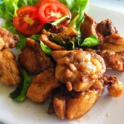 ไก่บ้านทอดเกลือ