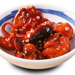 ยำปลาหมึกแดงญี่ปุ่น (หมึกทาโกะจัง)