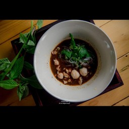 เจ้กอล์ฟก๋วยเตี๋ยวเรือรสเด็ดเผ็ดลืมผัว