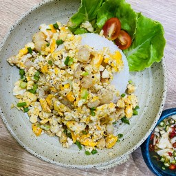ข้าวไข่ขยี้กุ้ง