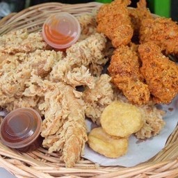 ร้านไก่ยำขั้นเทพ&ร้านยำขี้เมา วัดชัยฉิมพลี