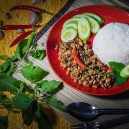 ร้านรวมเมนูผัดกะเพรา 🥕🥒มีกระเพราถาดไซส์ S ฟรีไข่ดาว เพราⓂ️ Golf city Foodcourt 1