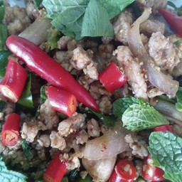 ลาบหมูคั่ว