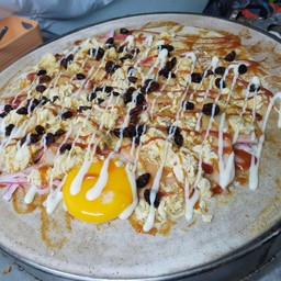 แป้งวนิลา พิซซ่า ไข่ไก่ ปูอัด ไส้กรอก หมูหย็อง ลูกเกด