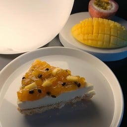 Mango With Passion Fruit  Cheese Pie