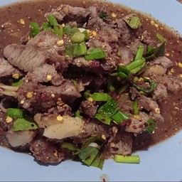 น้ำตกเนื้อ