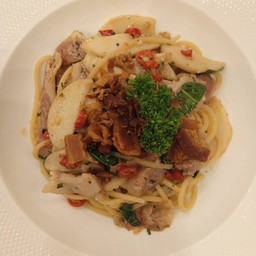 สปาเก็ตตี้เบค่อนผัดพริกกระเทียม