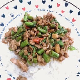 อาหารตามสั่ง(byโบว์)