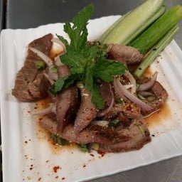 น้ำตกเนื้อ