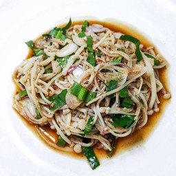 ลาบเห็ดเข็มทอง