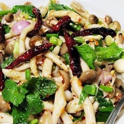 ลาบหมูใส่เห็ด