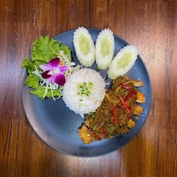 Friendzone อาหารไทยและนานาชาติ ซอยรังสิตภิรมย์