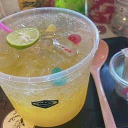 น้ำผึ้งมะนาวถัง มีช๊อต(ไม่ปั่น)