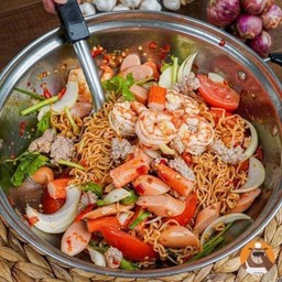 ชวนมายำ(Chwn ma yum)