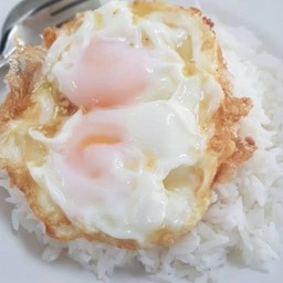 ข้าวไข่ดาวแฝด