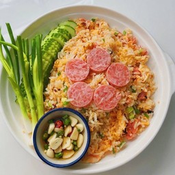ข้าวผัดแหนม