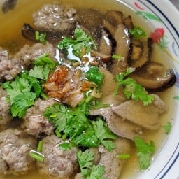 เกาเหลาหมูสับ เห็ดหอม