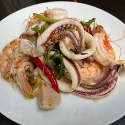 ตำยำ สาวพัทยา