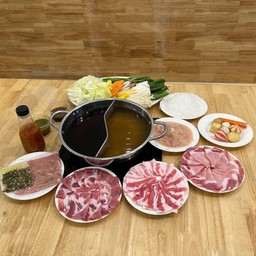 SET B ชุดหมูจุใจ แถมฟรี!! หม้อ 2 ช่อง ( สำหรับ 2-3 ท่าน )