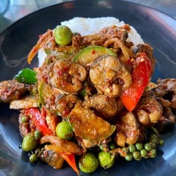 ผัดเผ็ดปลาไหล