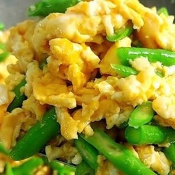 ถั่วฝักยาวผัดไข่หมูสับ(ราดข้าว)