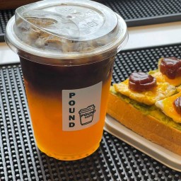 POUND Cafe' น้ำผลไม้ปั่น กาแฟสด ข้าว คุกกี้ ขนมเค้ก ครอฟเฟิล @Home