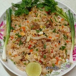 ข้าวผัดไข่ปลากระป๋อง