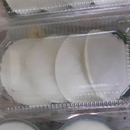 ก๋วยเตี๋ยวลูกชิ้นหมูเยาวราช