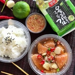 ชุดแซลมอนดอง 70 กรัม x ข้าวญี่ปุ่น x สาหร่ายเกาหลี x น้ำจิ้มซีฟู้ด