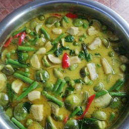 แกงเขียวหวานมะเขือ