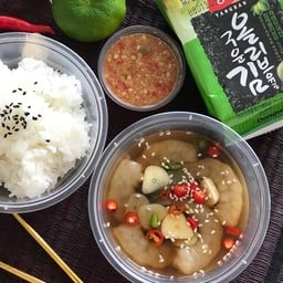 ชุดกุ้งดอง 4-5 ตัว x ข้าวญี่ปุ่น x สาหร่ายเกาหลี x น้ำจิ้มซีฟู้ด