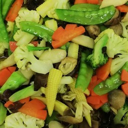 ผัดผักรวมมิตร